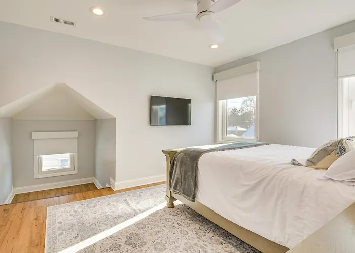 2 Mi To Northwestern: Updated W/ Game Room! *