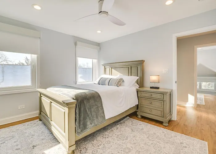 2 Mi To Northwestern: Updated W/ Game Room! Casa de férias